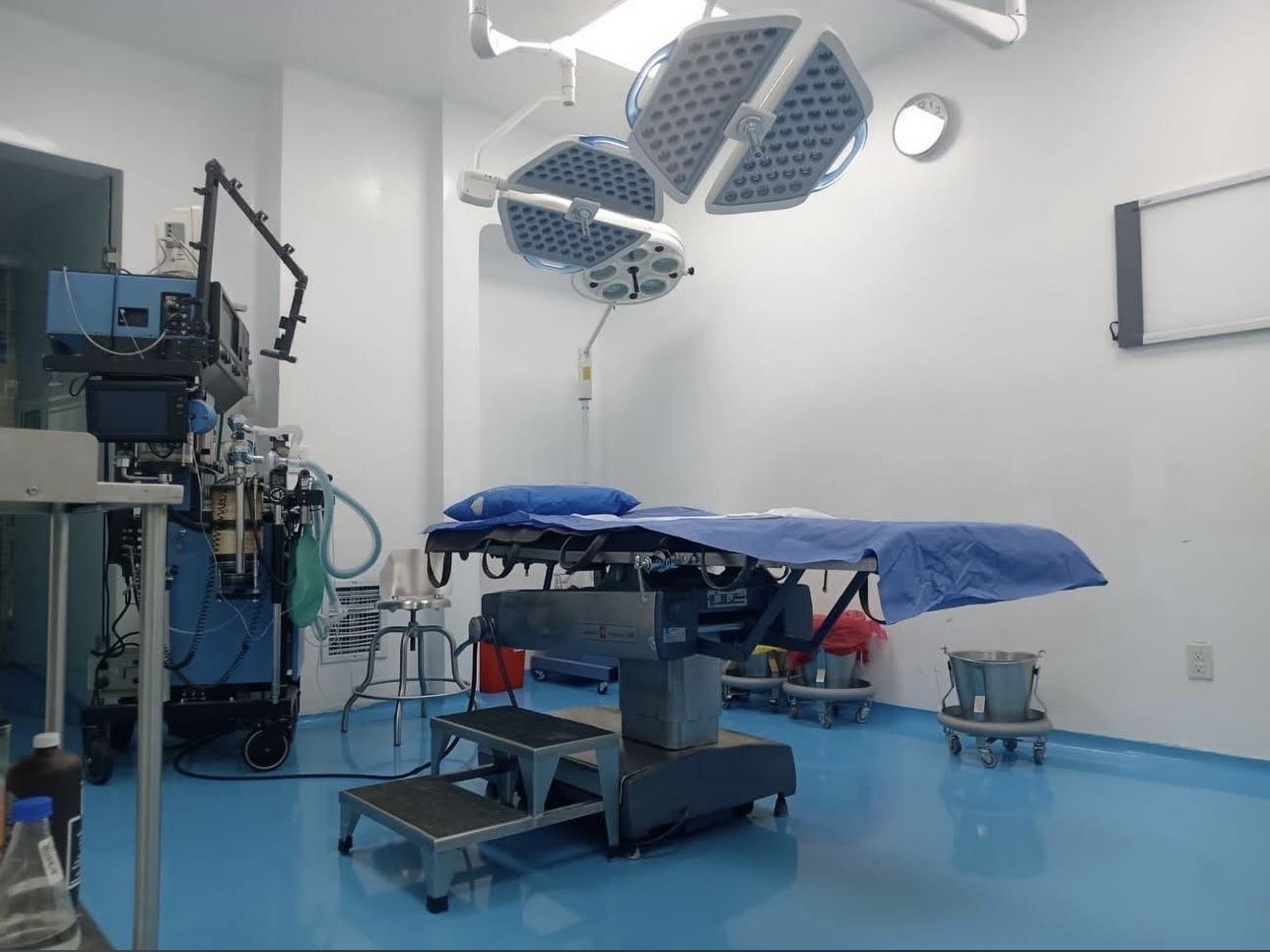 Instalaciones del consultorio de Dr. Abraham Ayala